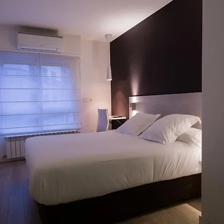 Ondarra Autocheck-in Penzion 3*